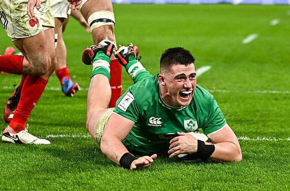 40 Chistes de Rugby Divertidos El equipo canadiense de rugby femenino pasa por Australia para concluir...